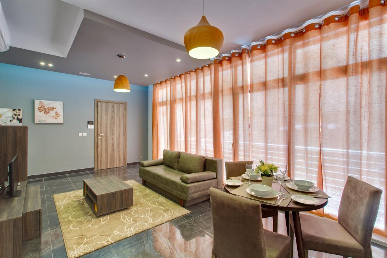 Chalet Apartments Sliema Bagian luar foto