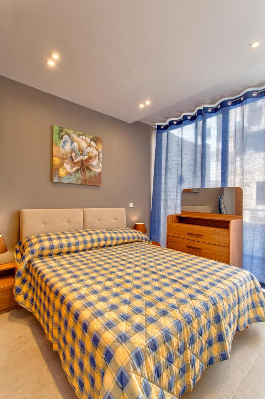 Chalet Apartments Sliema Bagian luar foto