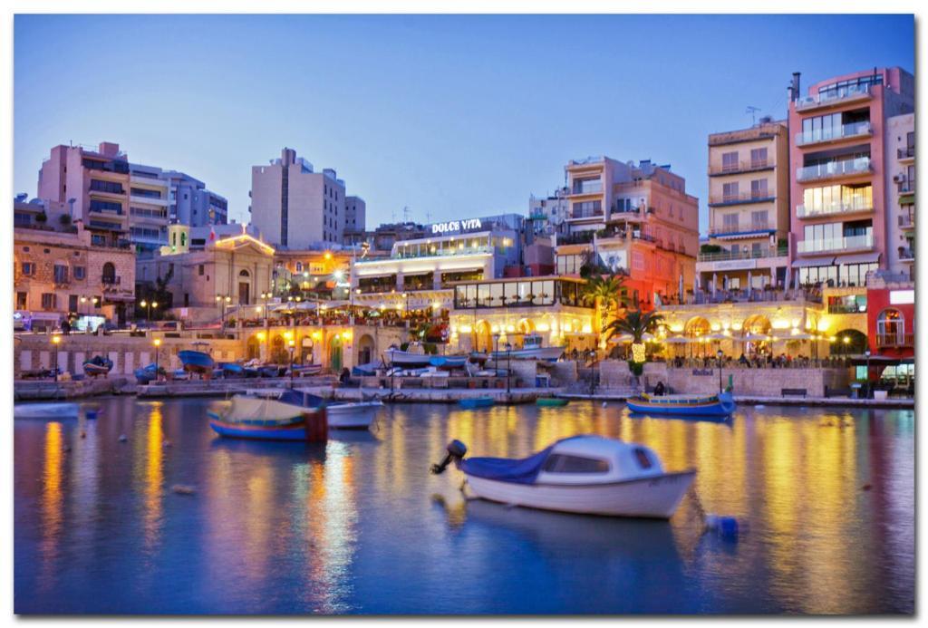 Chalet Apartments Sliema Bagian luar foto