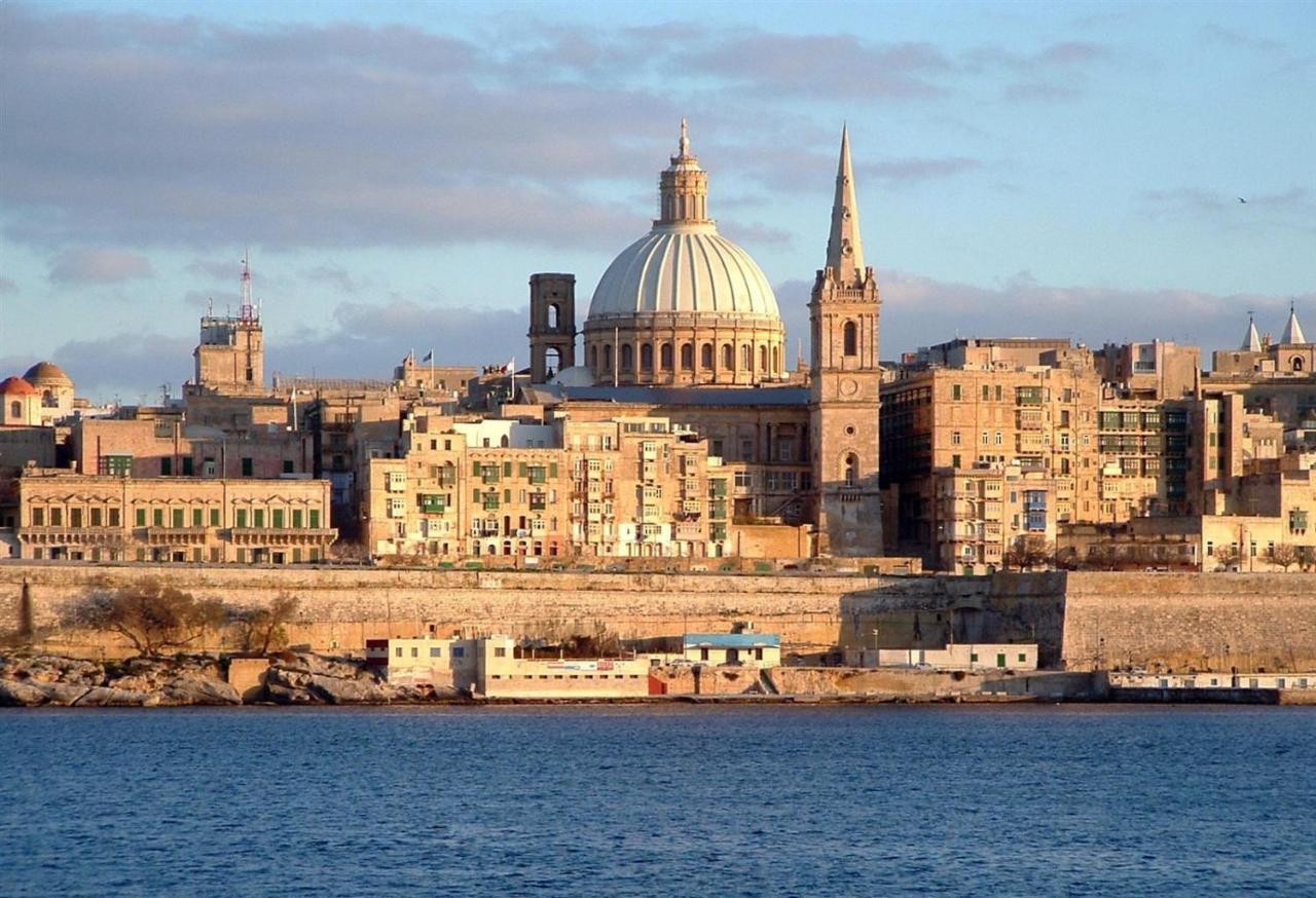 Chalet Apartments Sliema Bagian luar foto